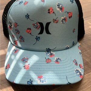 NWT! Hurley Women’s Floral Blue Trucker Snapback Hat